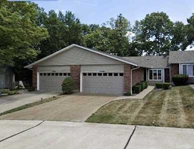 2466 Fox Bridge Ct Lake St Louis, MO 63367