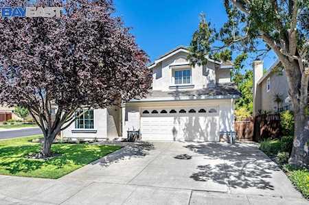 8015 Canyon Creek Cir Pleasanton, CA 94588