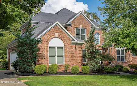 11107 Oakhurst Rd Louisville, KY 40245