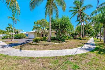 450 SE 6th Ave Pompano Beach, FL 33060