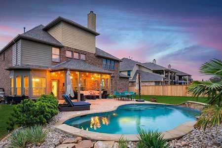 1200 Hayfield Street Roanoke, TX 76262