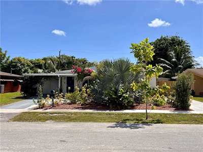 2024 NW 13th Ave Fort Lauderdale, FL 33311