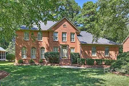 10100 Berkeley Forest Ln Charlotte, NC 28277