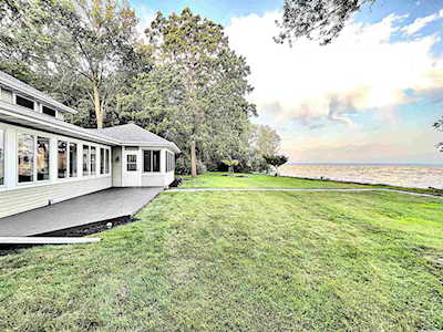 W6851 Firelane 4 Menasha, Village of Harrison, WI 54952