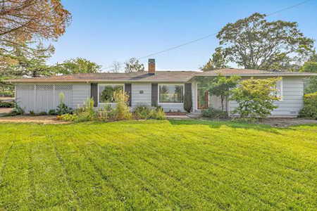 101 Greenway Dr Medford, OR 97504