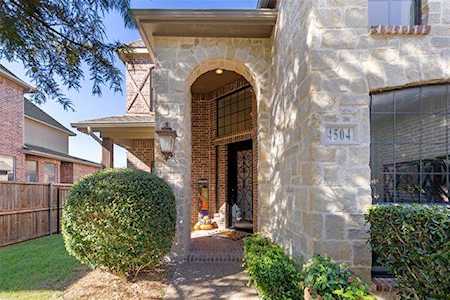 4504 Oxbow Drive Mckinney, TX 75072