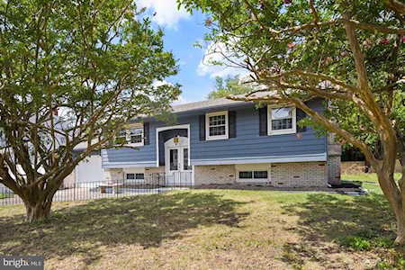 4 Exeter Dr Blackwood, NJ 08012