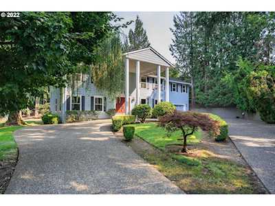 1466 Nelson CT Lake Oswego, OR 97034