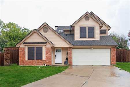 1204 Marcus Court Flower Mound, TX 75028