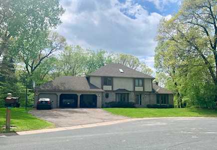 10124 Phaeton Drive Eden Prairie, MN 55347