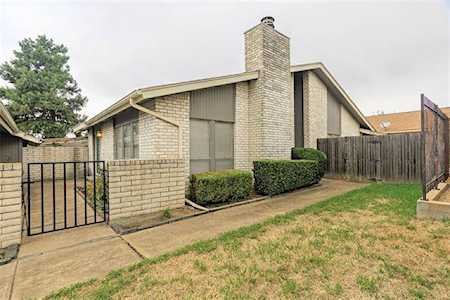 921 Shady Creek Lane Bedford, TX 76021