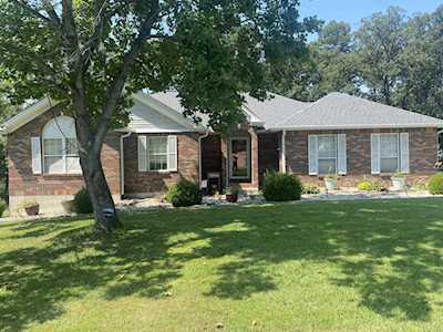 1708 Tabitite Dr Wentzville, MO 63385