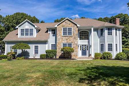 17 Copeland Dr. Bedford, MA 01730