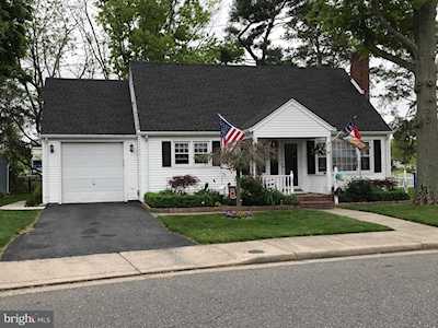 30 Macaltioner Ave Woodstown, NJ 08098