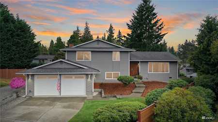 29819 5th Ave SW Federal Way, WA 98023