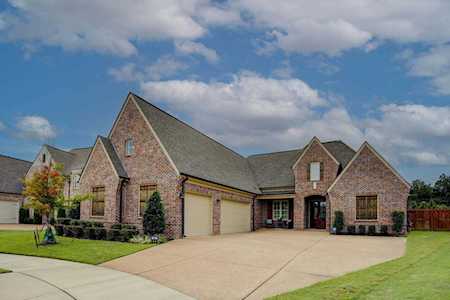 431 Kayley Cv Collierville, TN 38017