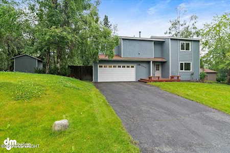 19334 Pribilof Loop Eagle River, AK 99577