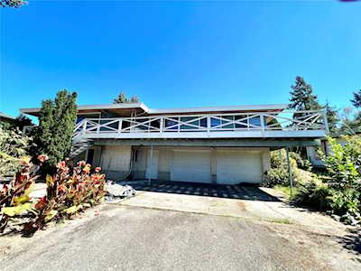 941 S Magnolia Ln Tacoma, WA 98465