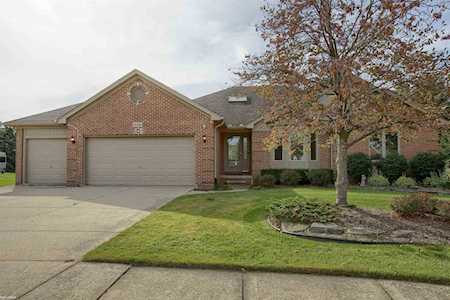 16396 Applewood Ct Macomb, MI 48042