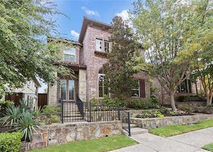112 Concho Drive Irving, TX 75039