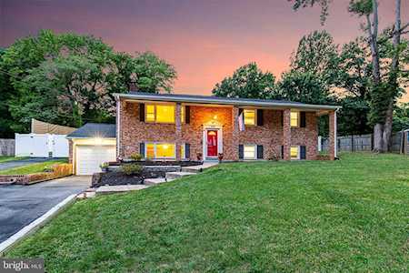 5309 Tolson Rd Temple Hills, MD 20748
