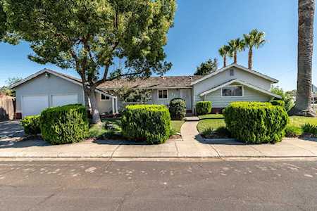 525 Sutter Street Manteca, CA 95336