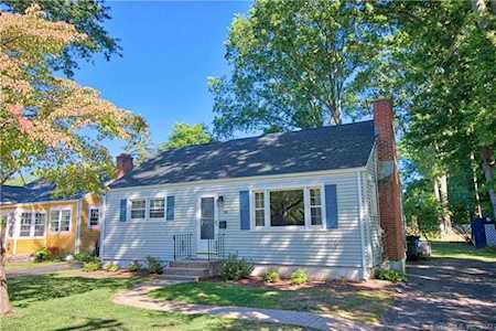 38 Elmfield Street West Hartford, CT 06110