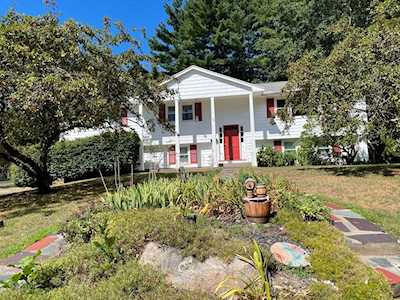 67 Croydon Rd Norwood, MA 02062
