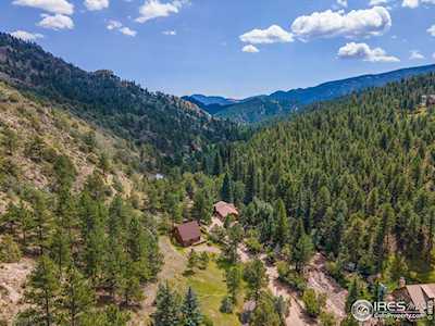 1052 Streamside Dr Glen Haven, CO 80532