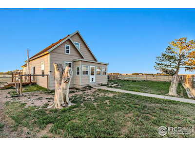 9571 Gray Ave Carr, CO 80612