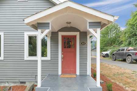 337 Maple St NE Castle Rock, WA 98611