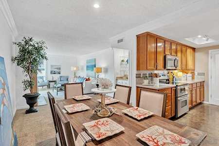 370 Rosecrans Street #105 San Diego, CA 92106