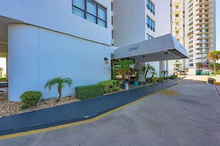 3043 S Atlantic Ave Daytona Beach Shores, FL 32118
