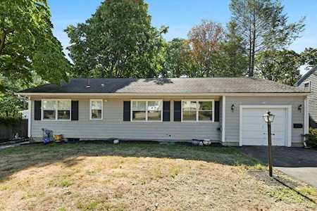 18 Greensboro Rd Dedham, MA 02026