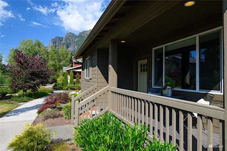 207 Galena Place NE North Bend, WA 98045