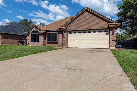 1508 Berry Patch Lane Granbury, TX 76048