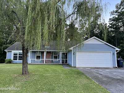104 Coachman Court Jacksonville, NC 28546