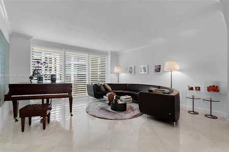 3400 SW 27th Ave #704 Miami, FL 33133