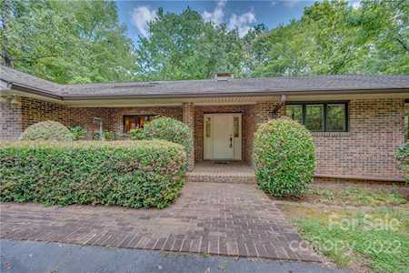 461 Mountain View Dr Columbus, NC 28722