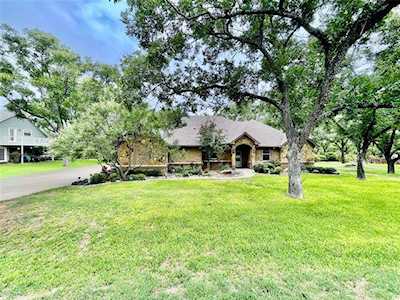 9008 Monticello Drive Granbury, TX 76049