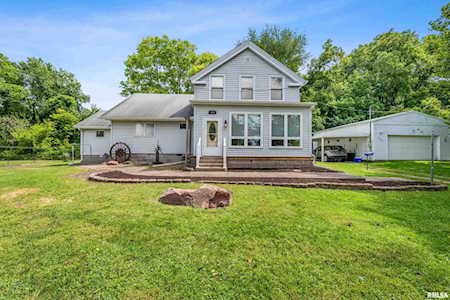 704 6th Ave Hampton, IL 61256