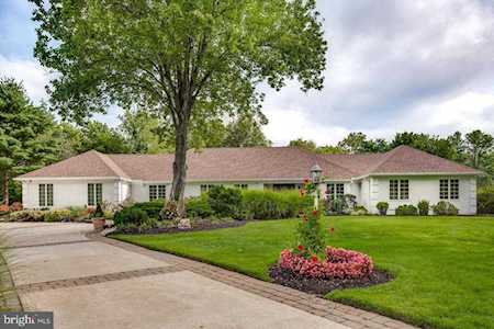 1605 Ravenswood Way Cherry Hill, NJ 08003