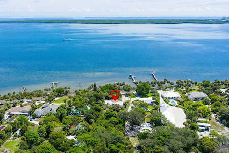 6915 S Indian River Drive Fort Pierce, FL 34982