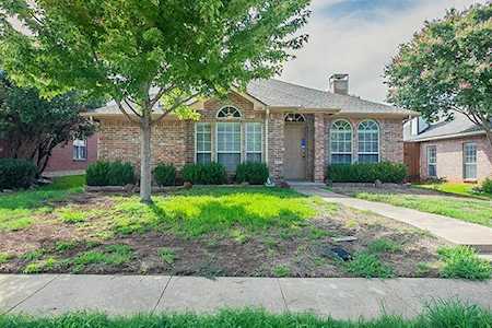 1708 Shady Creek Drive Lewisville, TX 75067