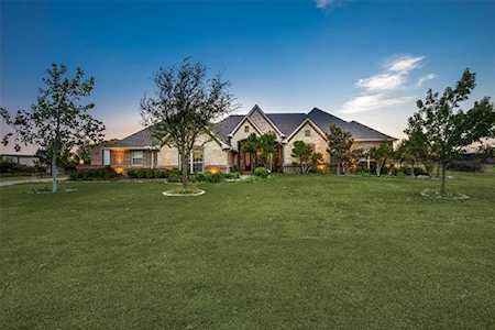 105 Wapiti Drive Azle, TX 76020