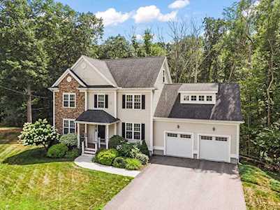 15 Thomas Circle North Attleboro, MA 02760