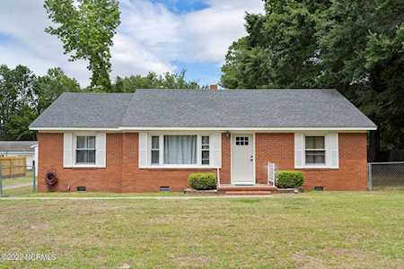 304 Collins Street Jacksonville, NC 28540