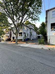 35-37 Upland Rd #35 Somerville, MA 02144