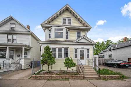 1049 7th Street W Saint Paul, MN 55102