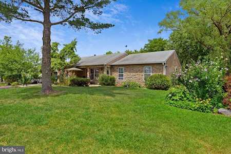 147 Arbor Meadow Dr Sicklerville, NJ 08081
